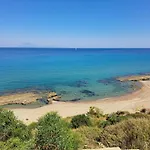 Ithaka 1