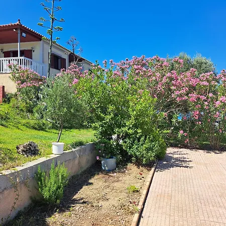 Ithaka 1 Apartment