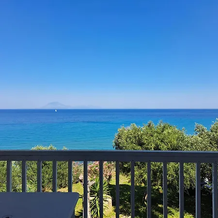 Ithaka 1 Apartament *