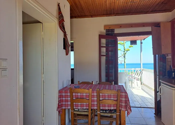 Appartement Ithaka 1 *