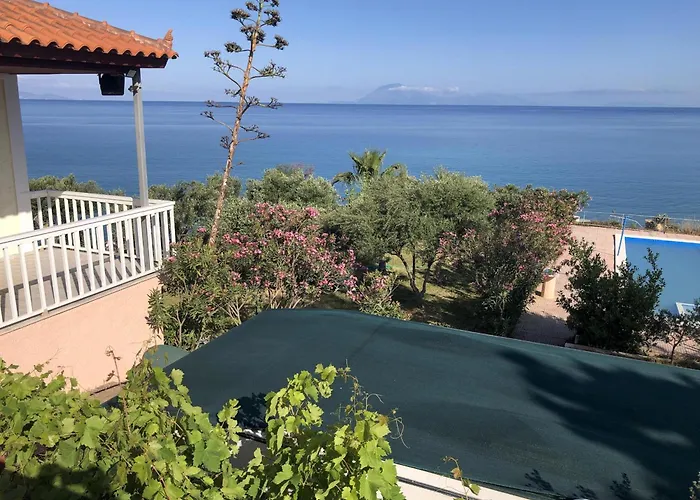 Ithaka 1 Kástro Tornéze