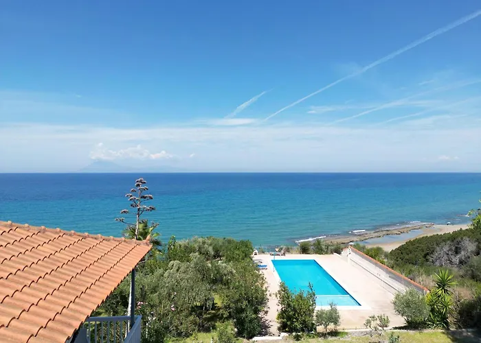 Appartement Ithaka 1 *