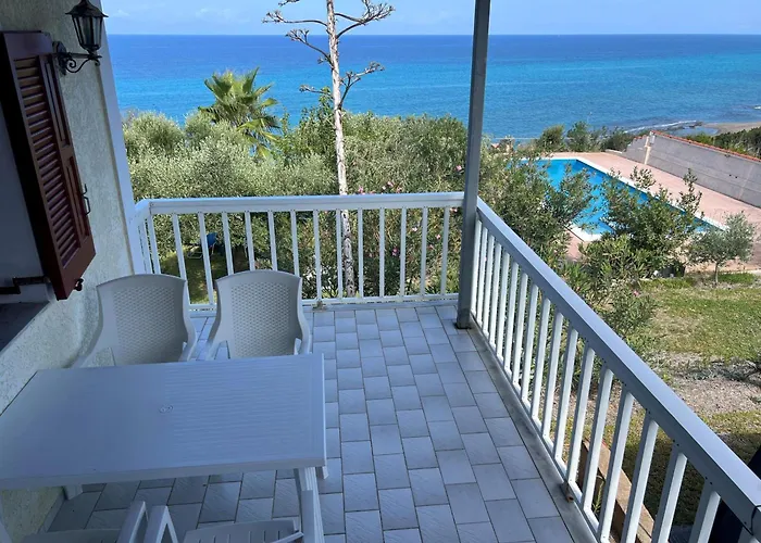 아파트 Ithaka 1 Kástro Tornéze